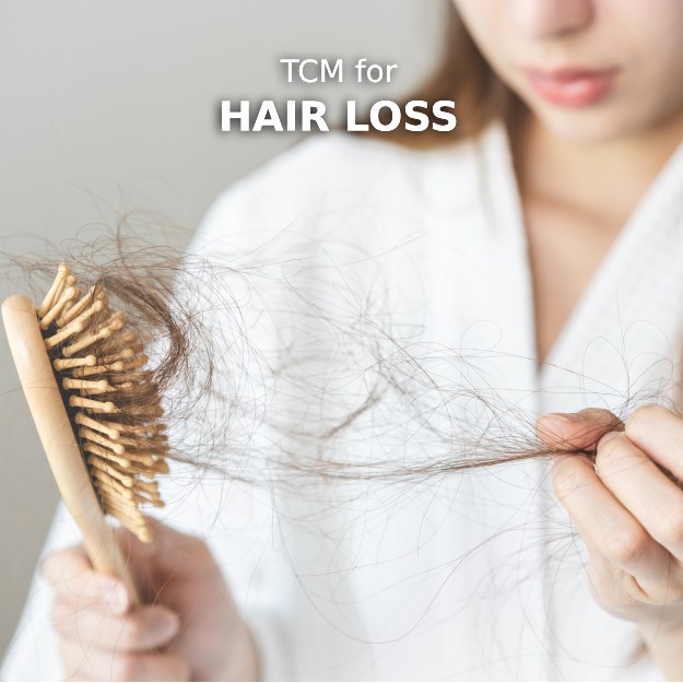 graphic showing a woman holding a brush full of hair indicating hair loss with the text TCM for hail loss linking to article